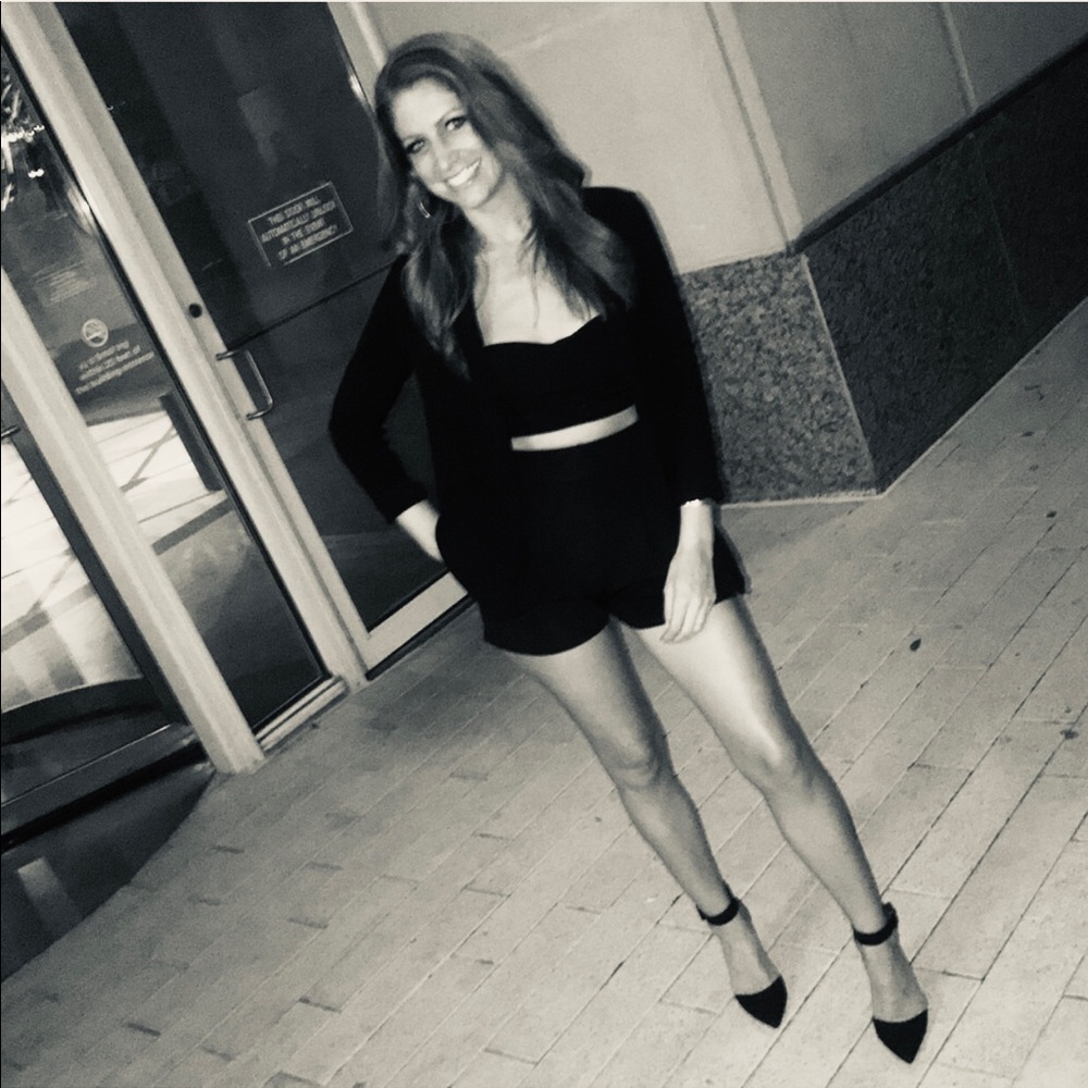 Meet your Posher, Carla